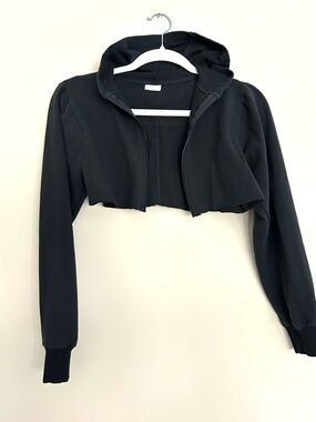 Koko Girls Cropped Cut Black Open Style Hooded Jacket